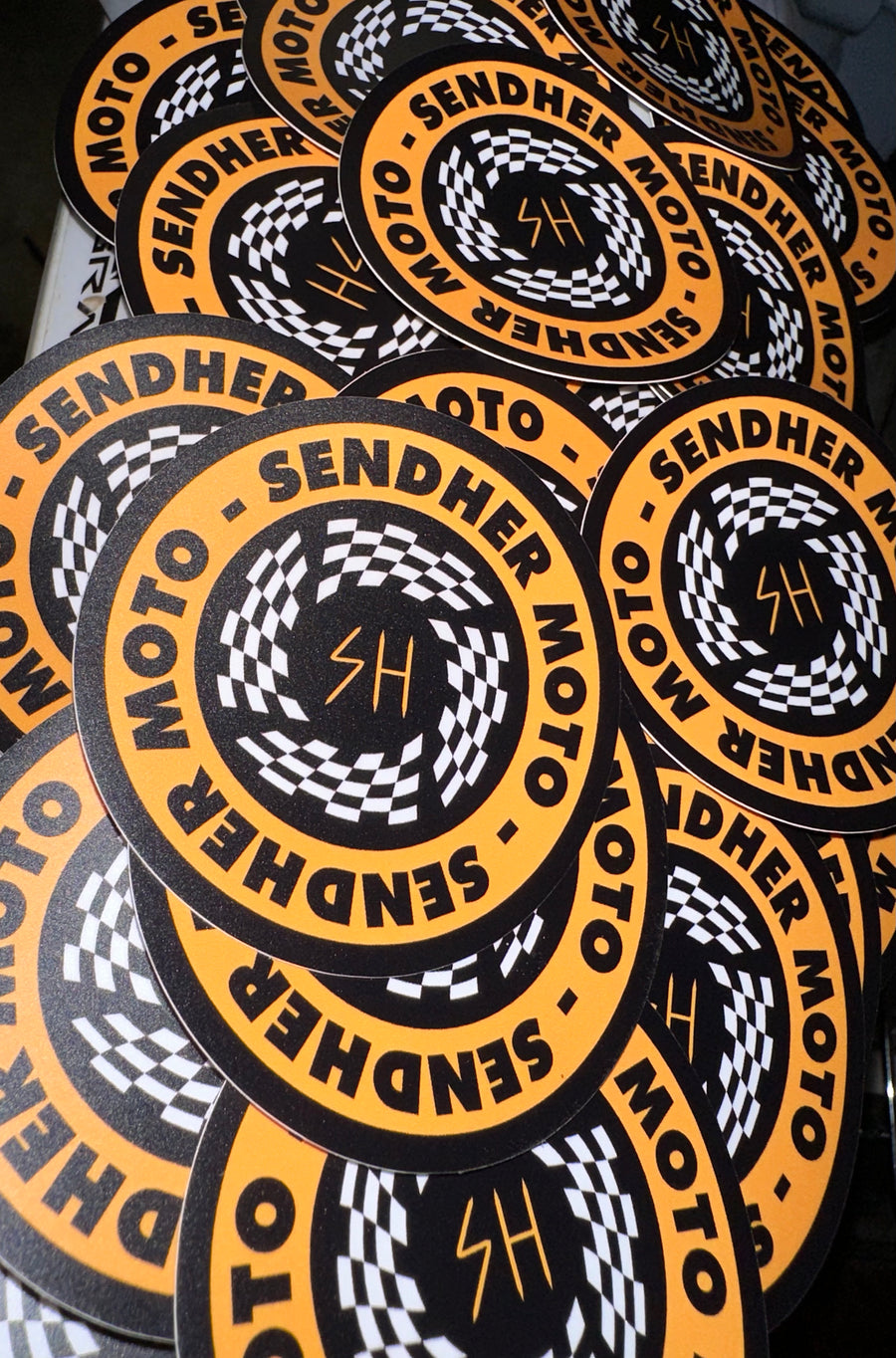 Sendher Moto Circle Sticker